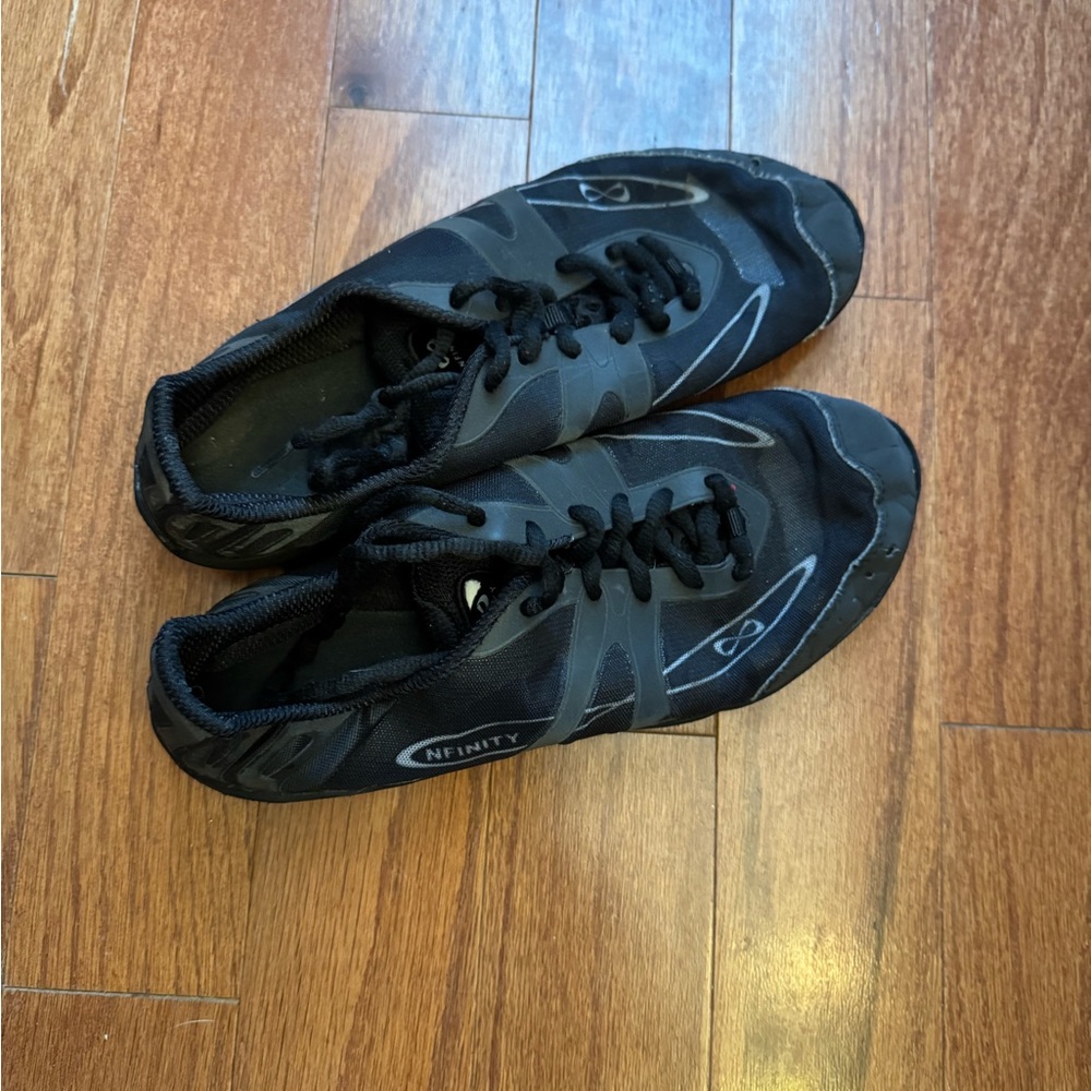 NFINITY Vengeance women’s cheer shoes; size 8.5